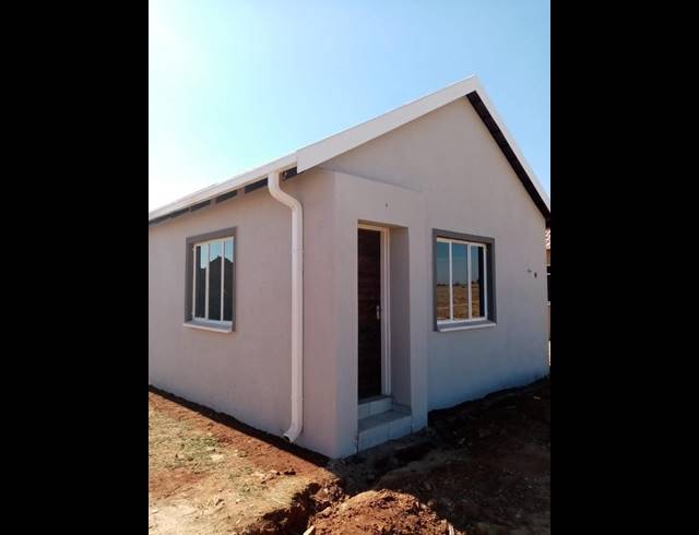 3 BEDROOM HOUSE FOR SALE IN LENASIA SOUTH